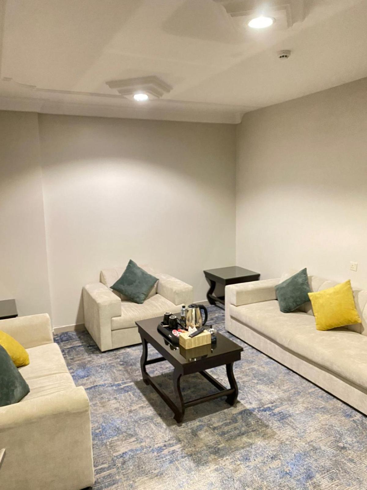 Hotel Elaf Hotelsuits 4*